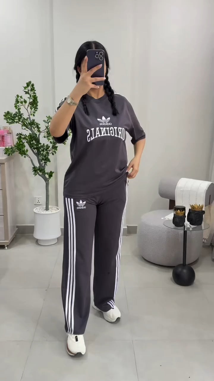 Adidas Originals™ Set – Urban Comfort with a Bold Identity