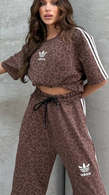 Adidas Originals™ Urban Panther Set – Bold Statement. Iconic Stripes.