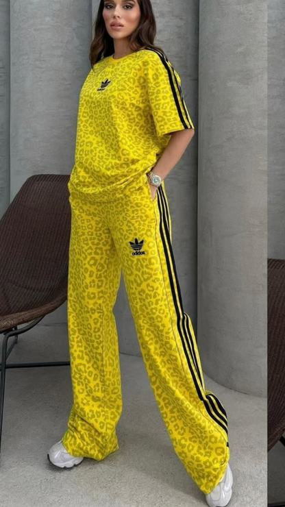 Adidas Originals™ Urban Panther Set – Bold Statement. Iconic Stripes.