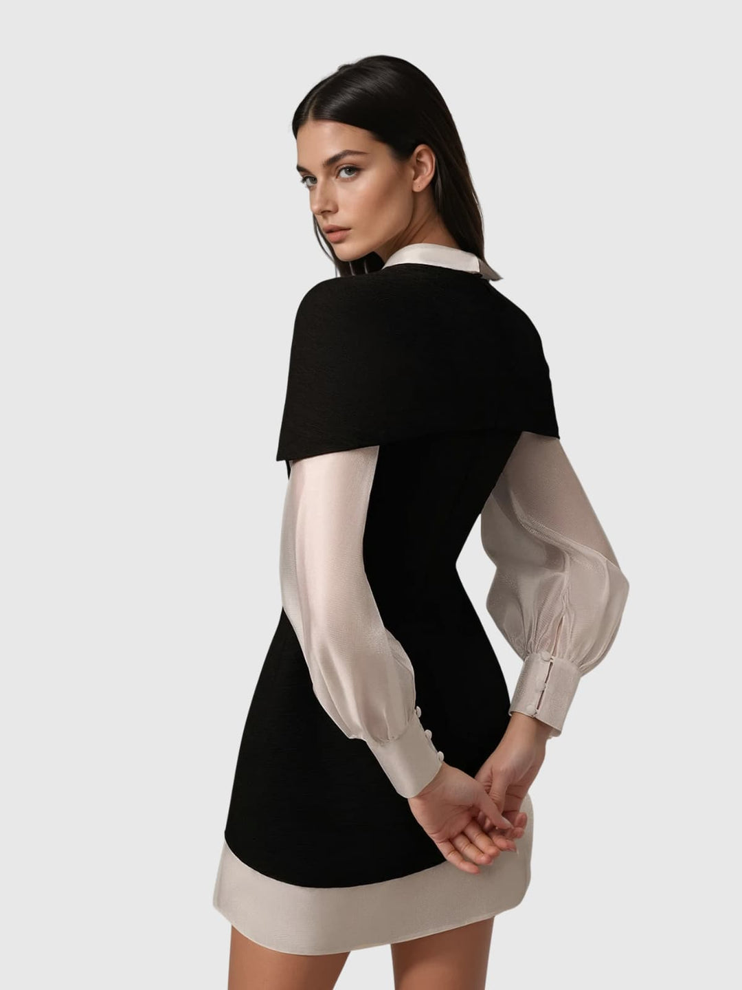 Sukienka mini z długim rękawem i szalem Braela