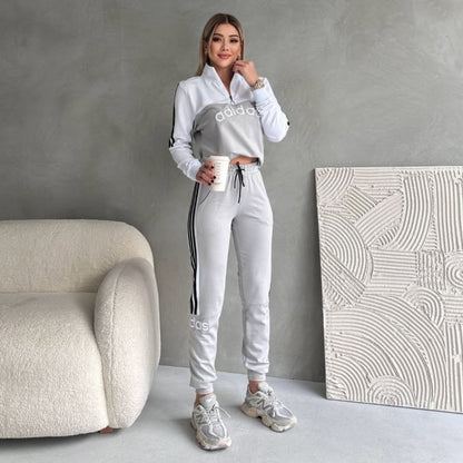 Adidas Originals™ Colourblock – Bold. Sporty. Iconic. 