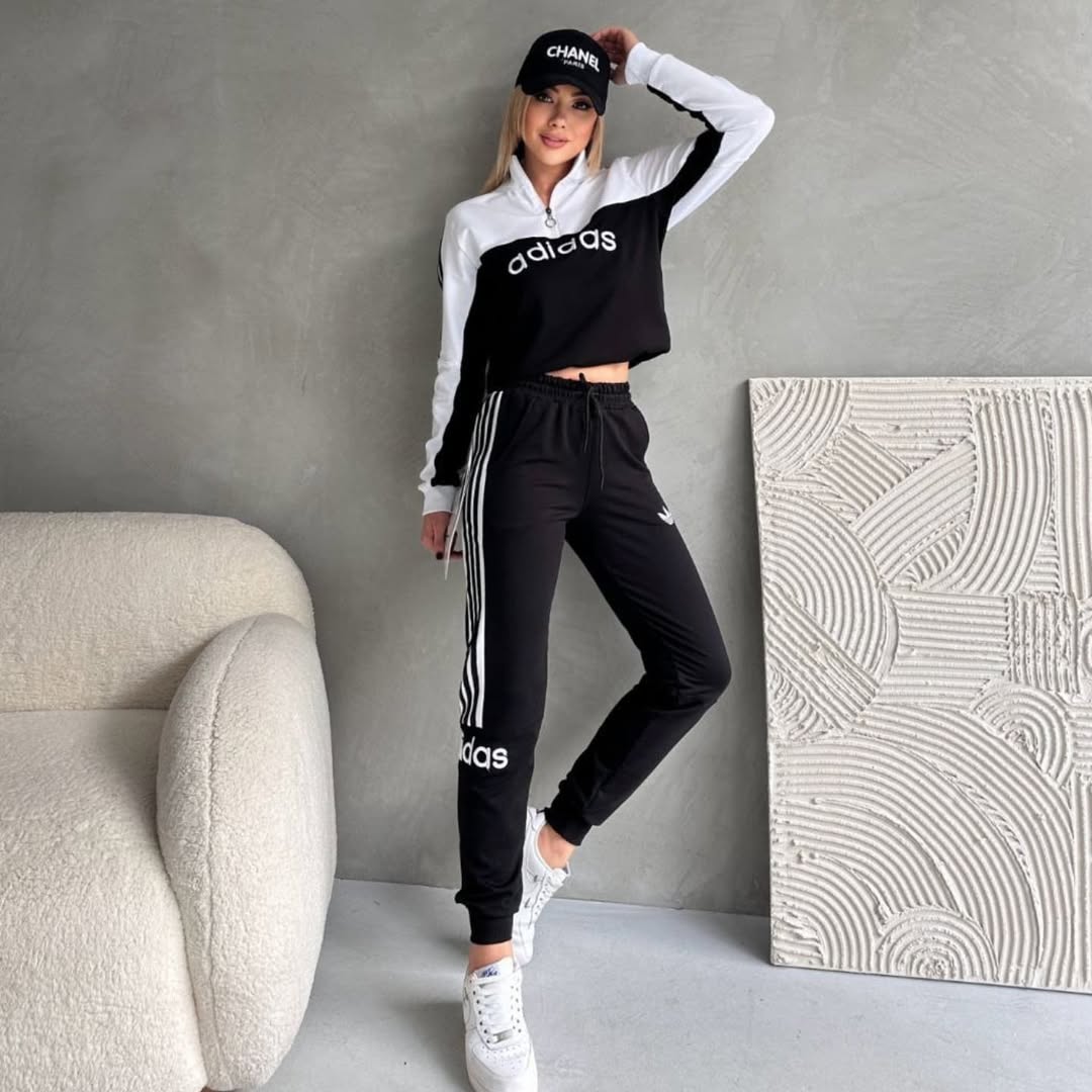 Adidas Originals™ Colourblock – Bold. Sporty. Iconic. 