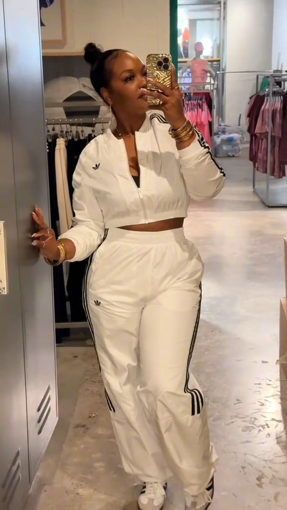 Adidas Originals White Tracksuit – Effortless Cool with a Retro Twist