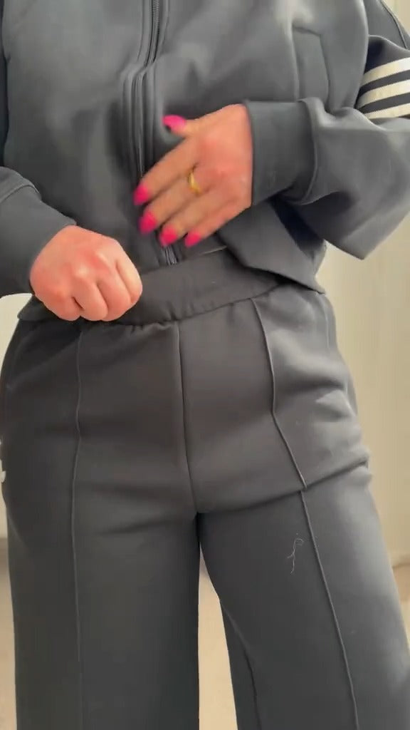 Originals™ Signature Wide-Leg Adidas-Inspired Tracksuit